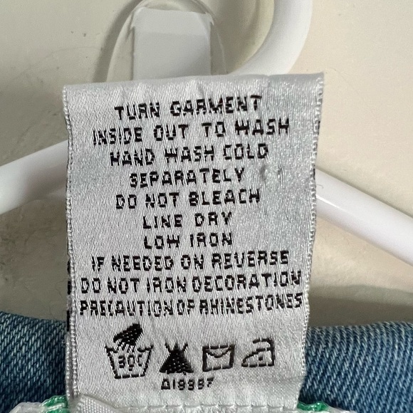 Quacker Factory Vintage Rose Embroidered Denim Button Front Jacket Size 2X - Picture 12 of 15